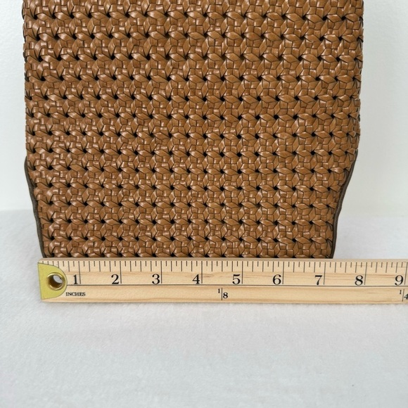 Vtg Liz Claiborne Square Bucket Shoulder Bag Brown Braided Vegan Coastal Preppy - Picture 13 of 14